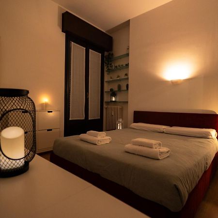 The Lantern Flat - Darsena Area Apartment มิลาน ภายนอก รูปภาพ