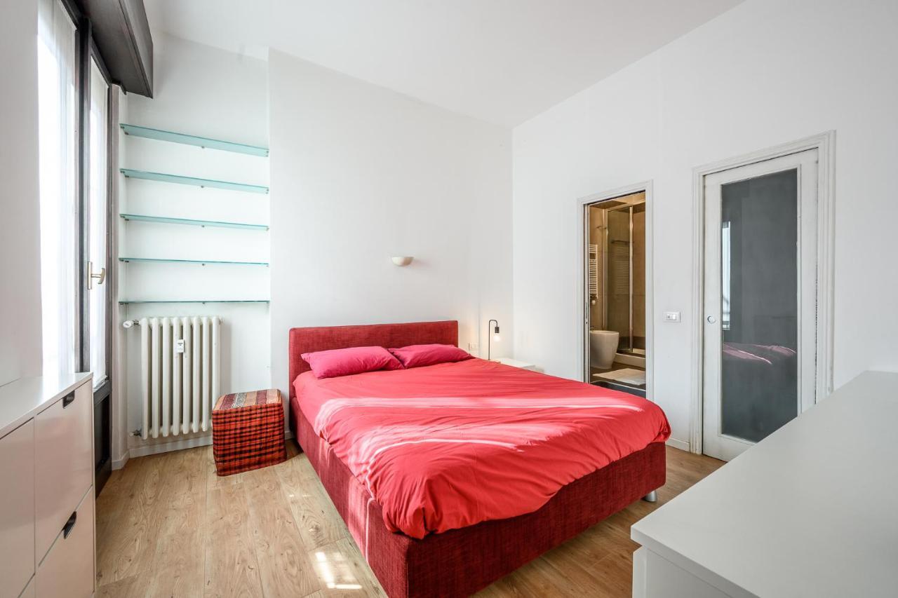 The Lantern Flat - Darsena Area Apartment มิลาน ภายนอก รูปภาพ